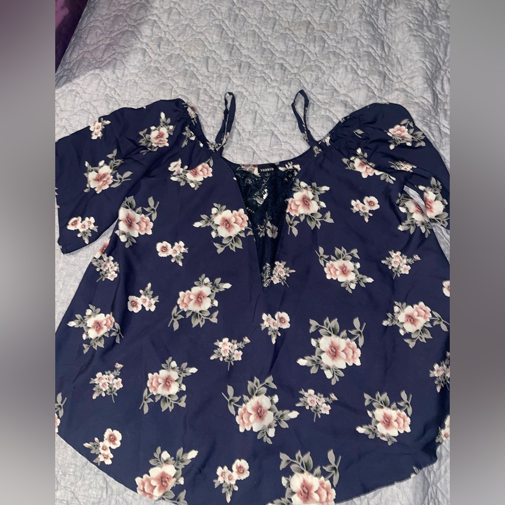 Torrid flowy floral shirt